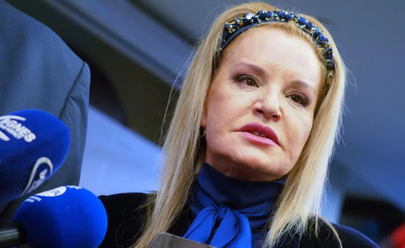 Стeфка Костадинова обяви, че влиза в листите на Пеевски