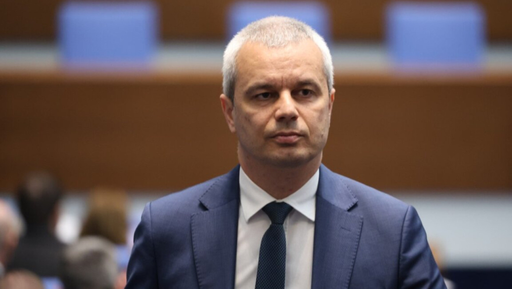 Костадинов: Когато журналистиката се превърне в "цънцаристика", трябва да бъде изобличавана