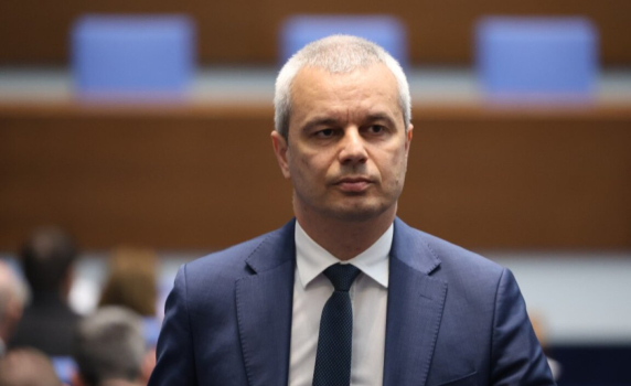 Костадинов: Когато журналистиката се превърне в "цънцаристика", трябва да бъде изобличавана