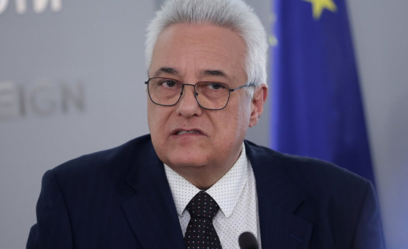 МВнР: Всички българи незабавно да напуснат зоната на конфликта в Близкия изток