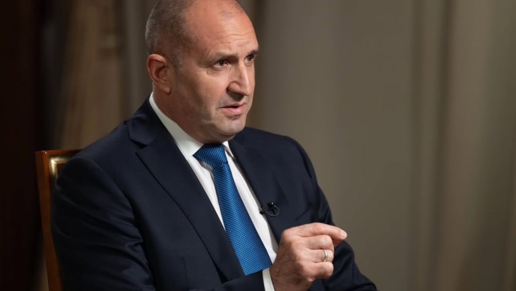 Румен Радев: Трябва да изхвърлим модела "Пеевски-Борисов" от властта. Това е решаващо за бъдещето на България