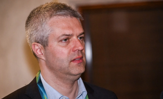 Благомир Коцев: Радев да обясни на децата ми защо ме няма 5 месеца вкъщи заради единия маркетинг