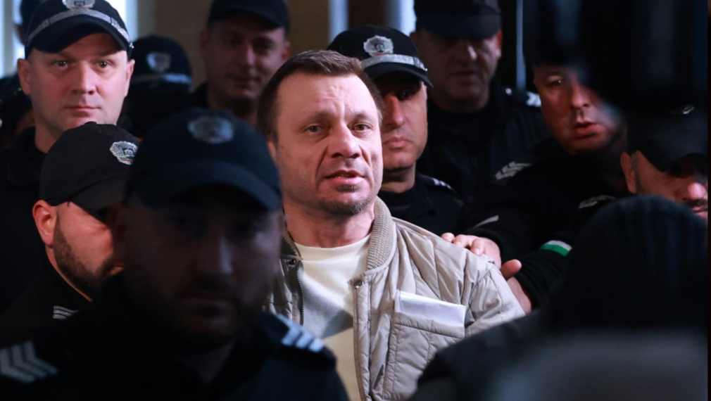 Блудства, заплахи, умишлено заразяване с ХИВ: Прокуратурата внесе обвиненията срещу д-р Хасърджиев