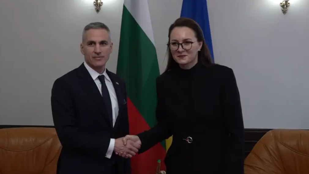 Гюров: От подкрепа преминаваме към конкретни действия за Украйна