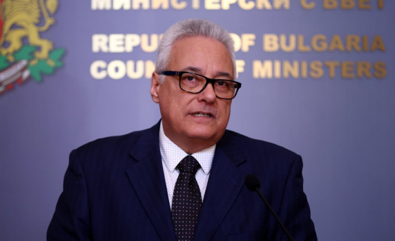 Марин Райков за нотата от Иран: България не е във война. Над България не летят бойни самолети