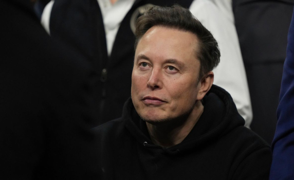 Мъск на път да стане първият трилионер: SpaceX подаде заявка за първично публично предлагане