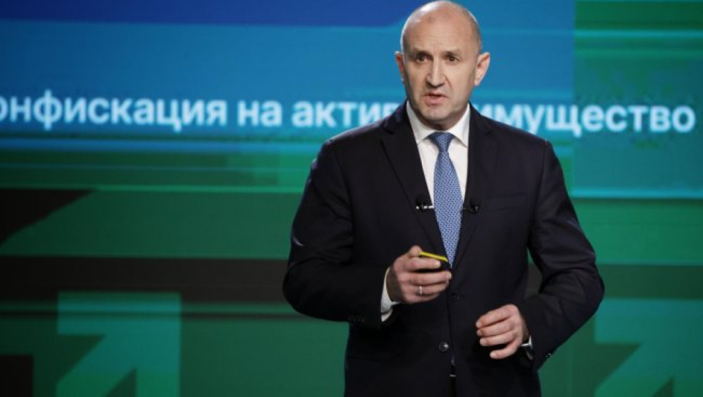 Радев е събрал почти 530 хил. евро от дарения