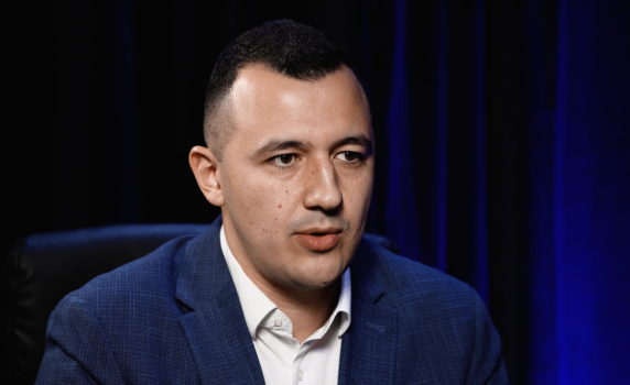 Габриел Вълков от БСП при Явор Дачков: Радев е с дясна програма, но може да е партньор. Сгрешихме с Борисов и Пеевски