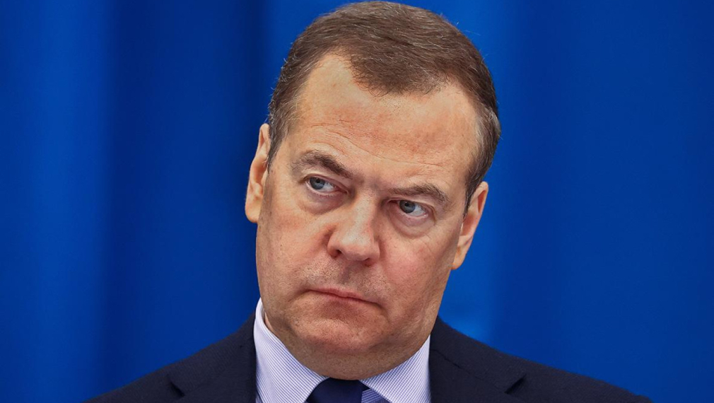Медведев: Фабриките за дронове в Европа са легитимни цели