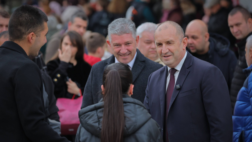 „Правда“: Радев залага на демонтаж на олигархията и невъвличане във война. Проруският завой е силно преувеличен