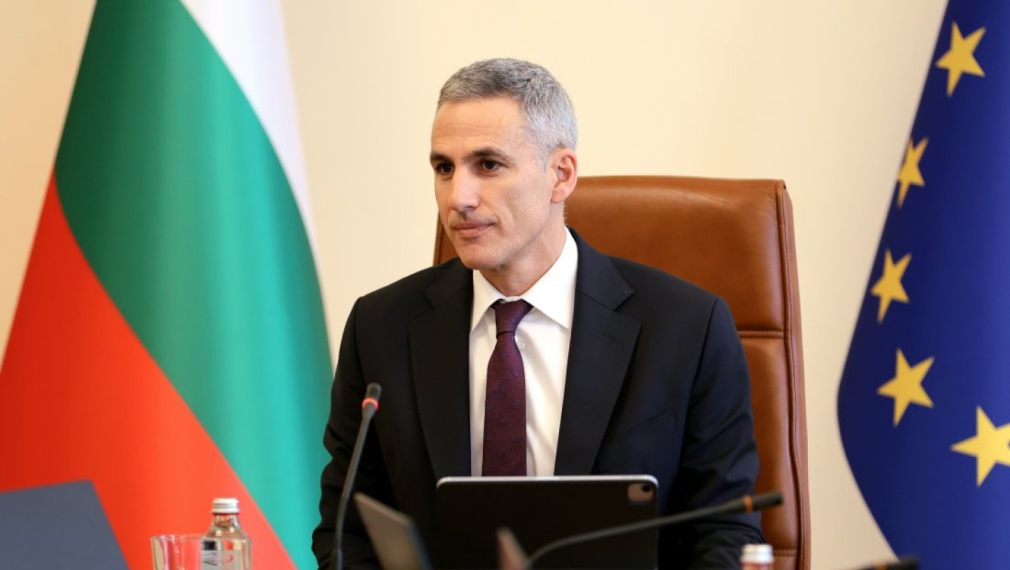 Прокуратурата започна проверки на премиера Гюров и министри по сигнал на Костадинов за споразумението с Украйна