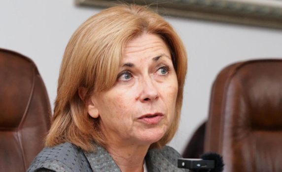 Боряна Димитрова: Изборната активност е над 39%, очакваме да скочи с още 10%. Има няколко изненади на тези избори