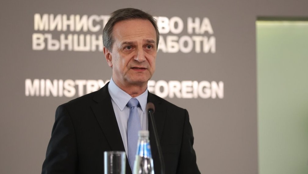 МВнР: Изключително висока избирателна активност извън страната