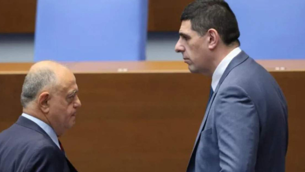 Заради мандата на Манол Пейков: Мирчев не вдига телефона на Атанасов, обмисля собствена парламентарна група