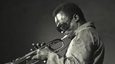 Miles Davis - Mr. Pastorius