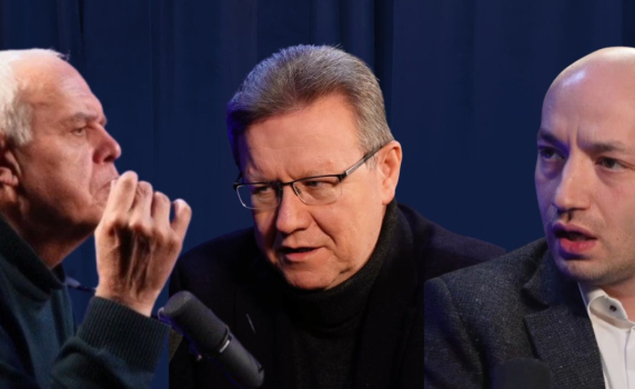 Андрей Райчев и Димитър Ганев при Явор Дачков: Радев не е Орбан, Путин няма да нахлуе. Българите избраха нормалността