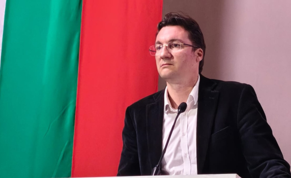 Националният съвет на БСП подкрепи Крум Зарков почти с пълно мнозинство
