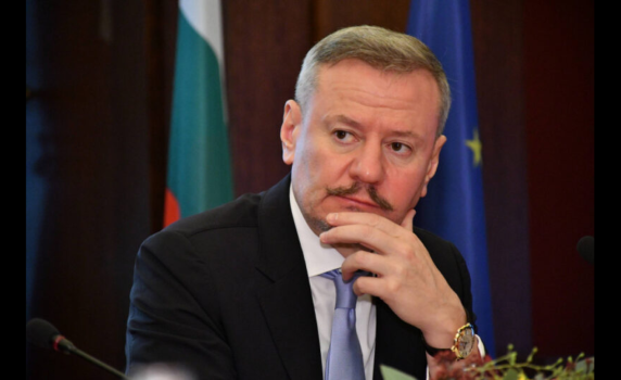 Фалшива подписка от името на над 200 творци се обяви срещу Евтим Милошев за министър на културата