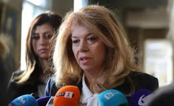 Йотова: Хората гласуваха за нормалност и трябва да я постигнем
