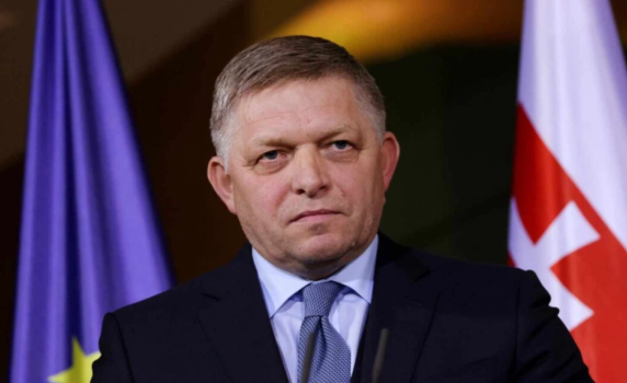 Фицо: ЕС не иска да ходя на парада в Москва, но когато се върна, ме питат какво е казал Путин