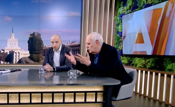 Андрей Райчев: Радев е класически генерал, Борисов е свръхимпровизатор