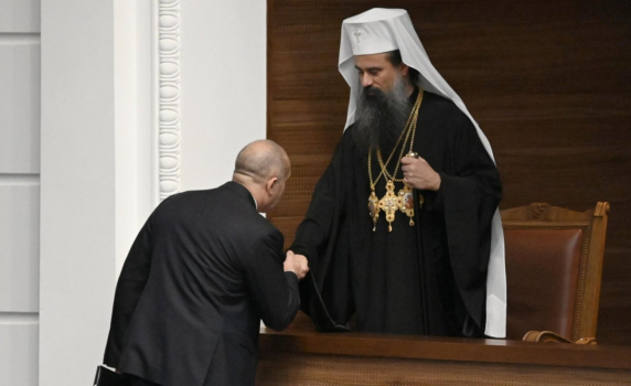 Патриарх Даниил: Бог да помага на новото правителство да изпълни обещанията си!