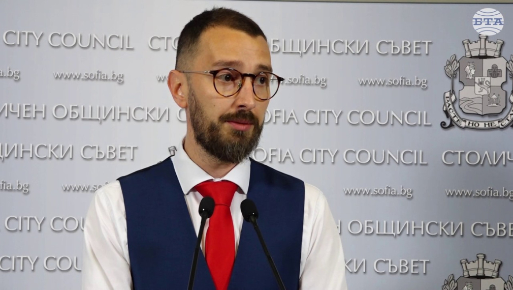 Разследване: Кметът на "Младост" Ивайло Кукурин от ПП-ДБ се превръща в символ на модерната корупция