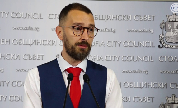 Разследване: Кметът на "Младост" Ивайло Кукурин от ПП-ДБ се превръща в символ на модерната корупция
