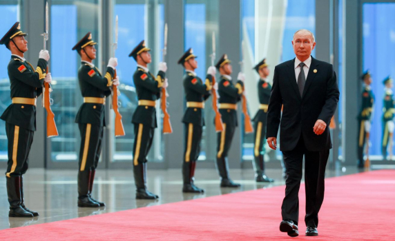 Кремъл: Путин е готов за среща със Зеленски в Москва