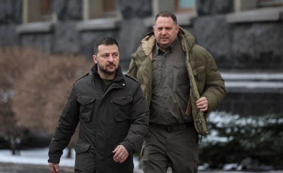 Обвиниха бившия шеф на кабинета на Зеленски Андрий Ермак в корупция и пране на пари