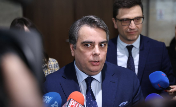 ВКС реши окончателно за фирмата на Асен Василев: Фалитът започва при него, дългът е за над 3 млн. долара
