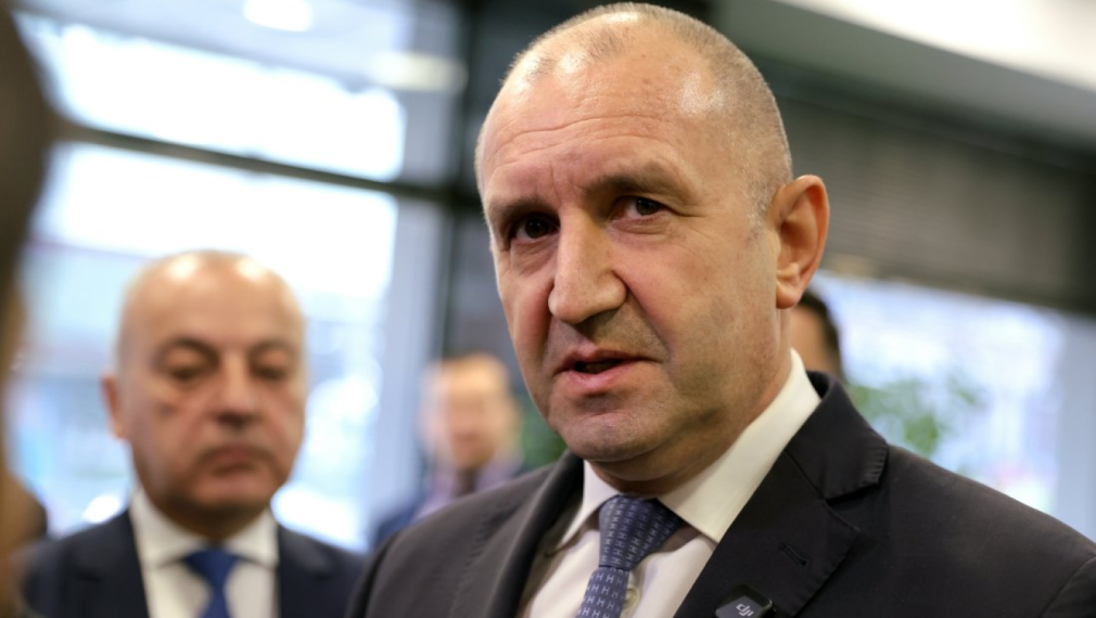 Радев: Старата власт ни остави вересиите на олигархията, спираме ръста на заплатите на политиците