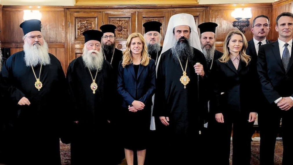 Доцова получи благословия от патриарха, обсъдиха вероучението в училищата