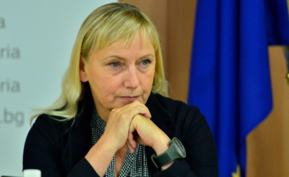 Елена Йончева: Зеленият преход не трябва да наказва индустрията и работниците