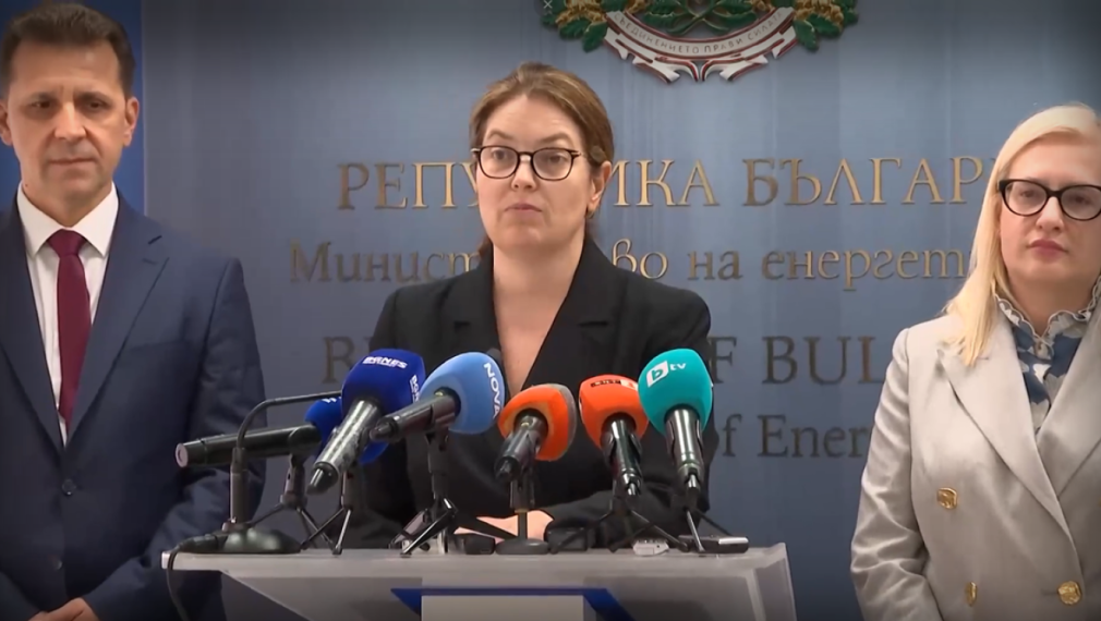 Министър Петрова смени ръководството на БЕХ и сложи начело на холдинга Андрей Живков