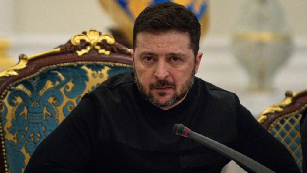 Пет държави от НАТО отхвърлиха искането на Зеленски за задължително годишно финансиране на Украйна