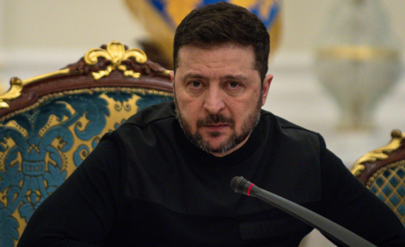 Пет държави от НАТО отхвърлиха искането на Зеленски за задължително годишно финансиране на Украйна
