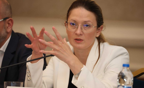 Цветелина Пенкова: България може да се превърне в стратегически индустриален център в Европа