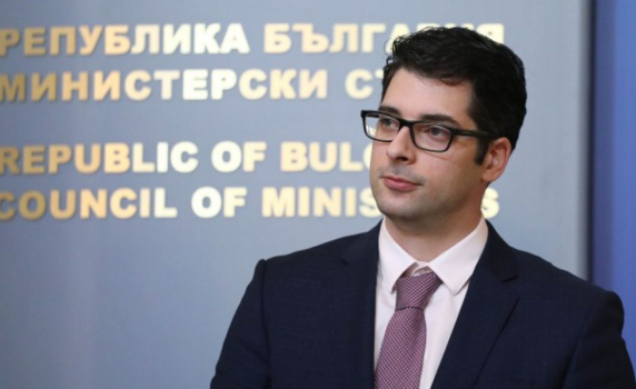 Пеканов: Имаме три месеца да спасим парите по Плана за възстановяване, получили сме едва 53%