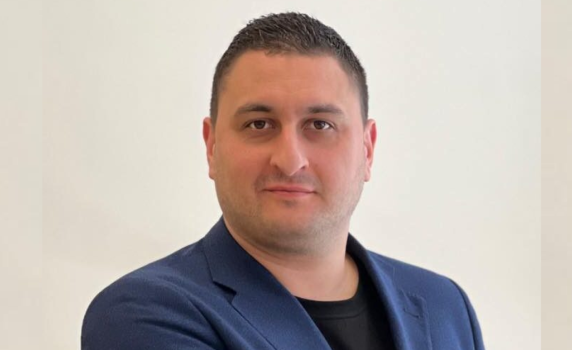 Община Варна: Драгнев не се яви на работа, за да му бъде връчена заповедта за отстраняване заради „Баба Алино“