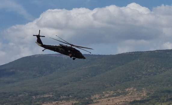 Американски военни хеликоптери ще прелитат над България