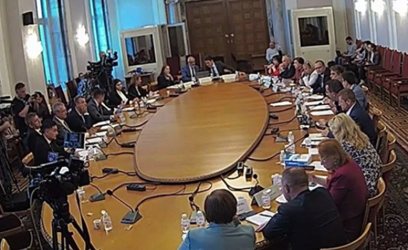 ПБ оттеглиха предложенията за увеличаване на тавана на дълга
