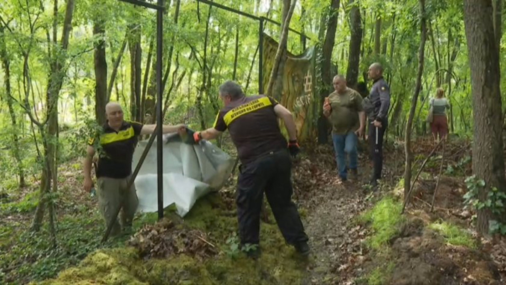 Премахнаха оградата около спорния строеж в местността Баба Алино