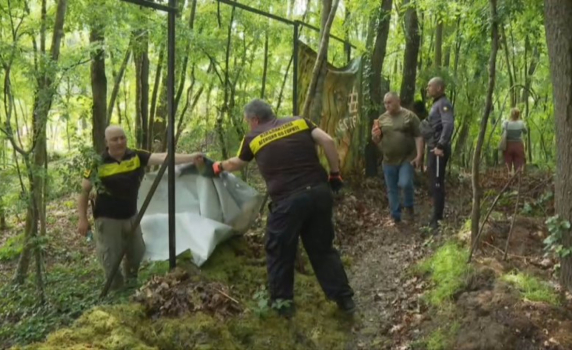 Премахнаха оградата около спорния строеж в местността Баба Алино