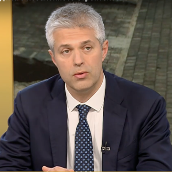 Коцев пак се оплете в лъжи за незаконния украински град, обвини държавата и ДАНС