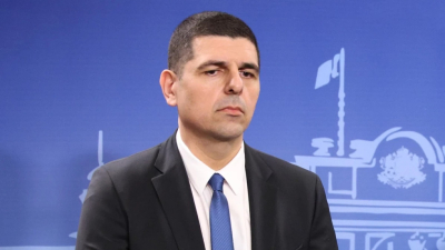 Мирчев: Спирането на оръжията за Украйна е външнополитически завой и стратегическа грешка