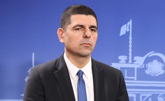 Мирчев: Спирането на оръжията за Украйна е външнополитически завой и стратегическа грешка