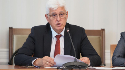 Димитър Стоянов: Абсурдно е България да изпраща хора на бойното поле в Украйна. Помощта от армейските ни резерви приключва, за да има за нас