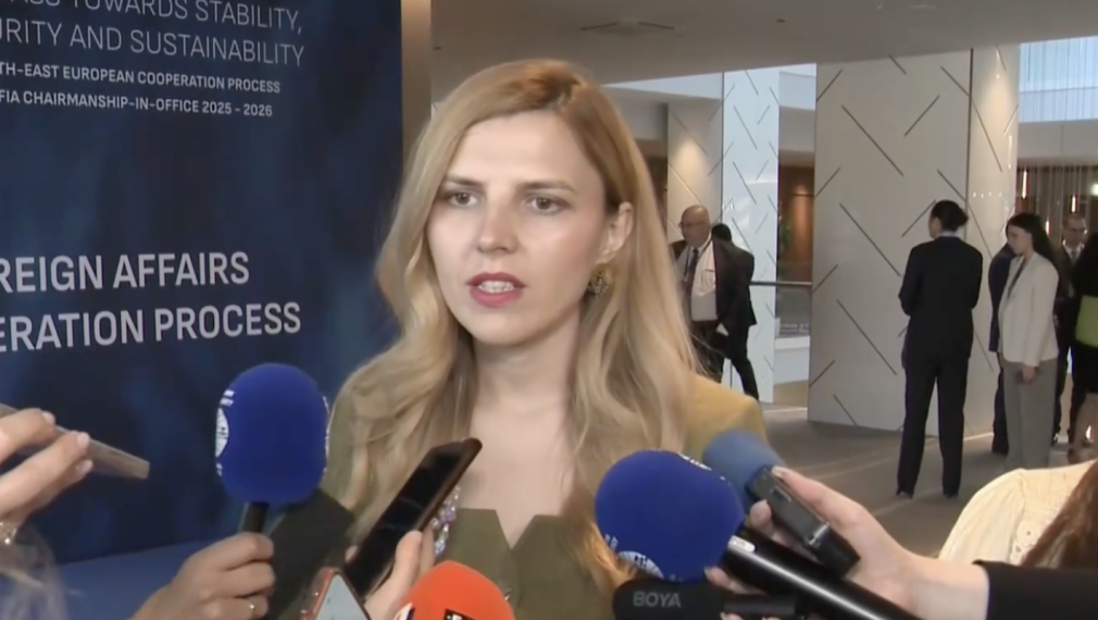 Външният министър: Всяко решение за помощ за Украйна ще бъде взето от МС