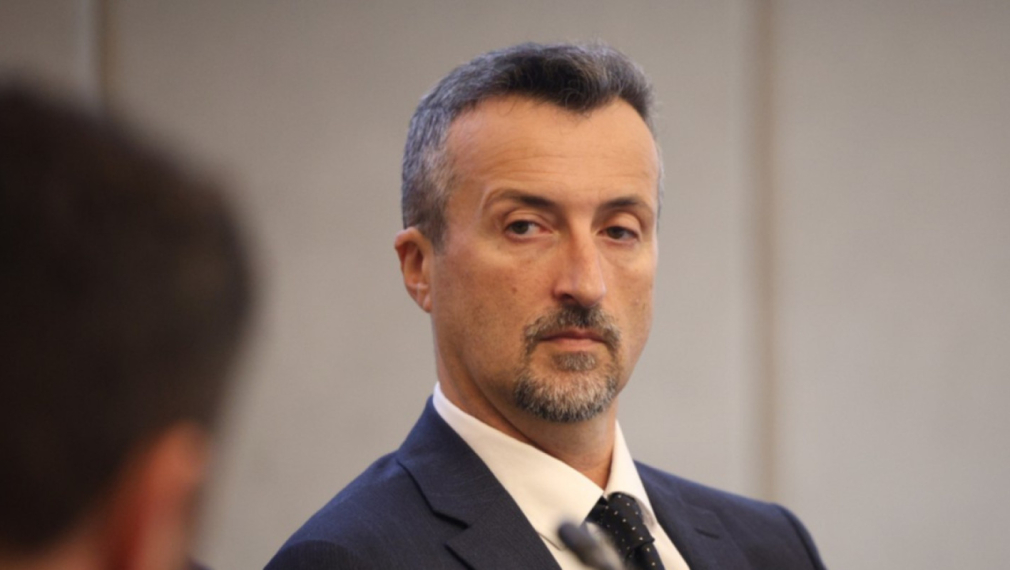 Управителят и подуправителят на НЗОК подадоха оставки